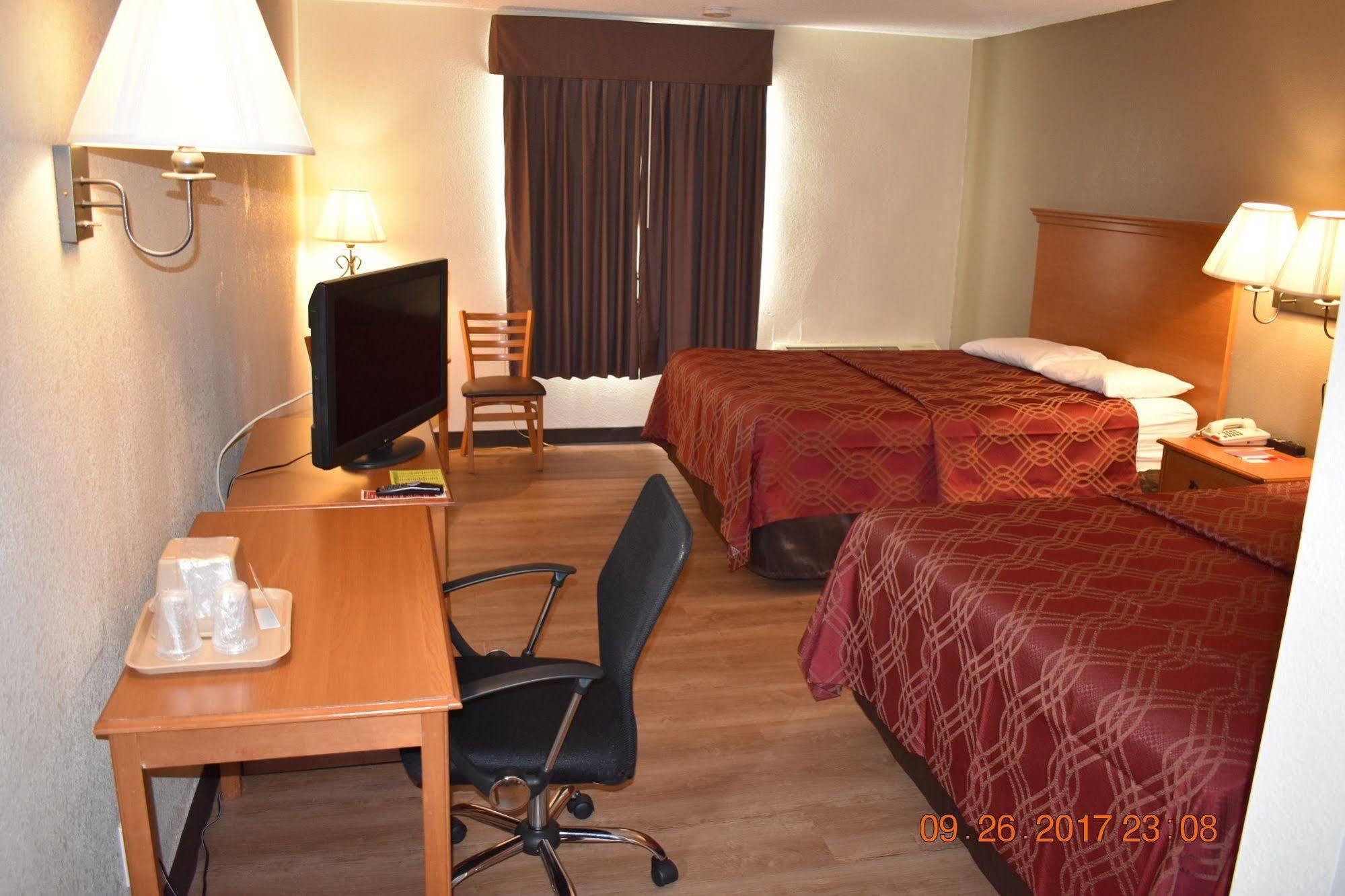 Mho Hotel Bordentown