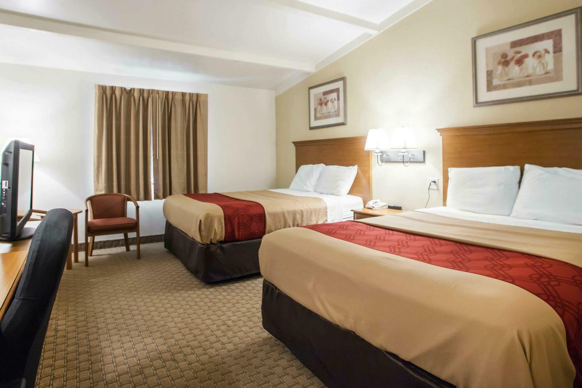Hotel Mho 3*